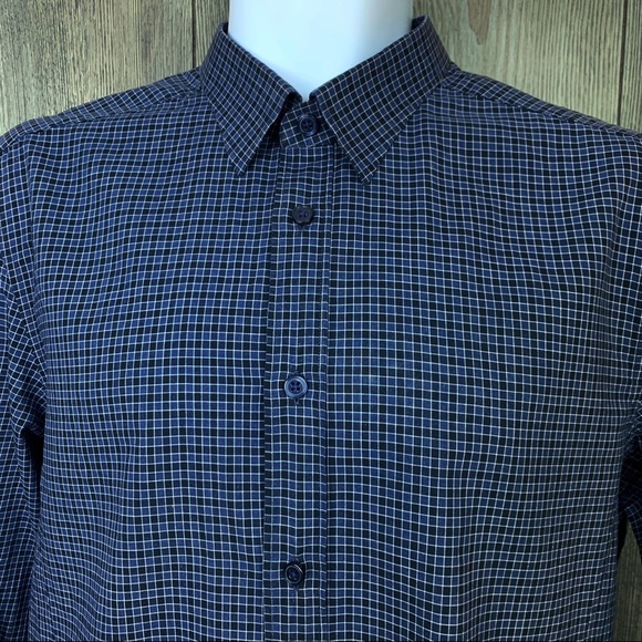 ***SOLD*** Ermenegildo Zegna Drop 8 Button Down. - Picture 3 of 8